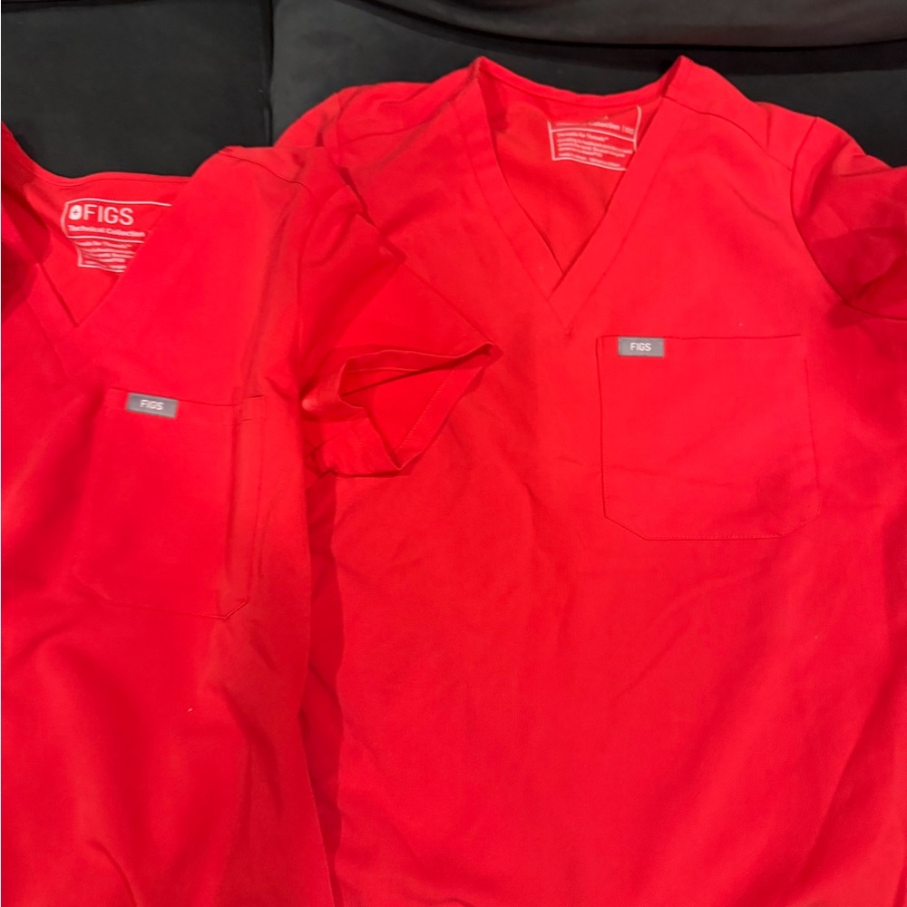 3 sets Figs women’s Bright Red V-Neck casma top XXS (3) and pants (3)